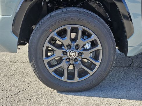 New 2026 Toyota Tundra Platinum image 9