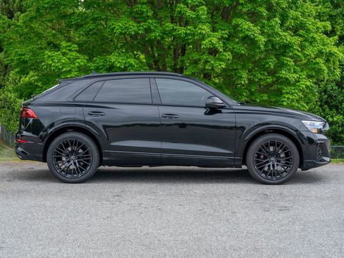 Used 2024 Audi SQ8 Premium Plus AWD/4WD image 8