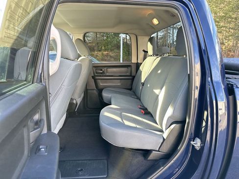 Used 2018 RAM 1500 Express w/ Express Value Package image 23