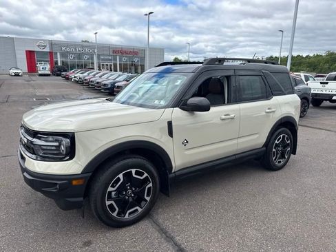 Used 2024 Ford Bronco Sport Outer Banks w/ Tech Package AWD/4WD image 43