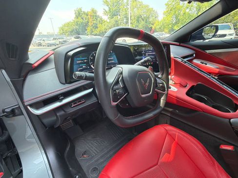 Used 2023 Chevrolet Corvette Stingray Preferred Conv w/ Z51 Performance Package RWD image 23