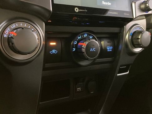 Used 2024 Toyota 4Runner SR5 Premium image 24