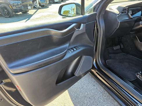 Used 2017 Tesla Model X 100D image 16