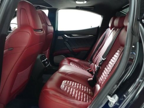 Used 2022 Maserati Ghibli Trofeo image 31