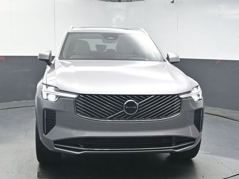 New 2026 Volvo XC90 B6 Plus w/ Protection Package Premier image 3