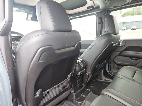 New 2025 Jeep Wrangler Unlimited Rubicon 392 image 24