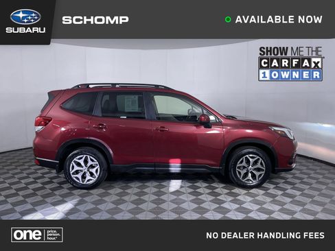 Certified 2023 Subaru Forester Premium image 1