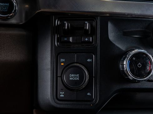 Used 2025 Ford F250 King Ranch AWD/4WD image 24