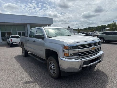 Used 2017 Chevrolet Silverado 2500 W/T image 3
