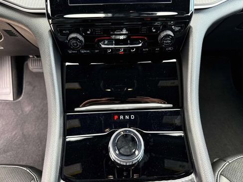 New 2025 Jeep Grand Cherokee Altitude RWD image 19