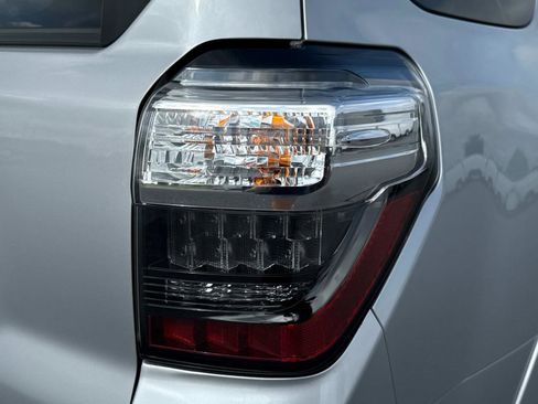 Used 2022 Toyota 4Runner TRD Sport image 28