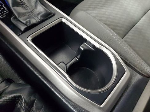 Used 2022 Toyota Tacoma SR5 w/ Technology Package image 29