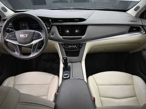 Used 2022 Cadillac XT5 Premium Luxury w/ Technology Package image 24