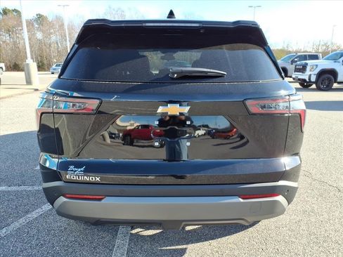 New 2026 Chevrolet Equinox LT w/ Convenience Package II image 13