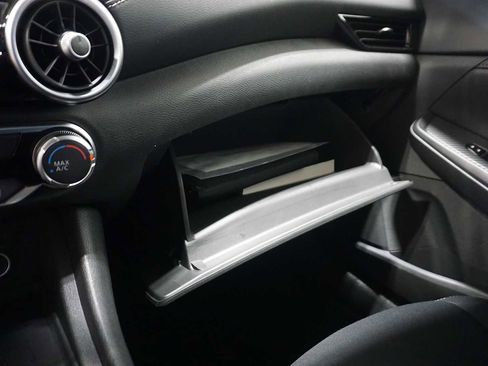 Used 2023 Nissan Sentra SV image 19