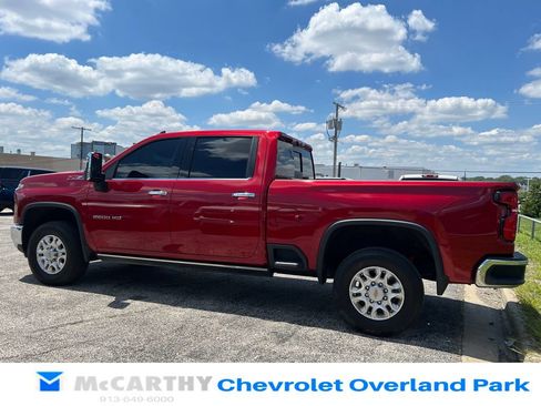 Used 2024 Chevrolet Silverado 2500 LTZ w/ LTZ Premium Package AWD/4WD image 5