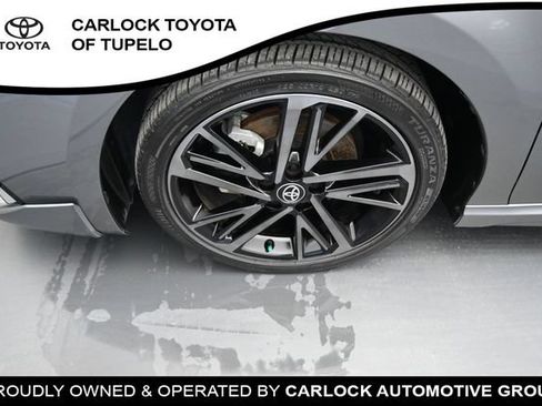 Used 2025 Toyota Camry XSE FWD image 37