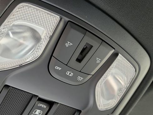 Used 2021 RAM 1500 Big Horn image 35