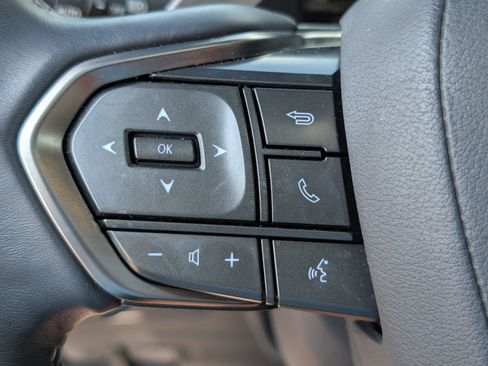 Used 2023 Lexus LX 600 4WD w/ Appearance Package image 20