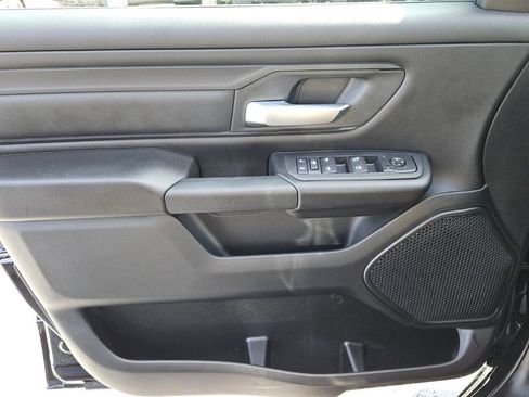 New 2026 RAM 1500 Express AWD/4WD image 24