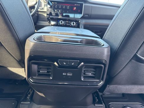 Used 2024 GMC Sierra 1500 AT4 w/ Technology Package image 27