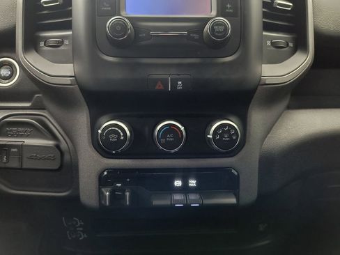 Used 2024 RAM 3500 Tradesman w/ Chrome Appearance Group AWD/4WD image 24
