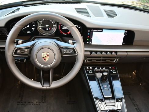 Used 2022 Porsche 911 Carrera 4S image 54