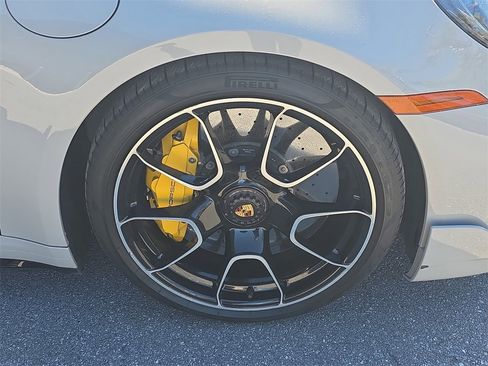 Used 2022 Porsche 911 Turbo S image 13