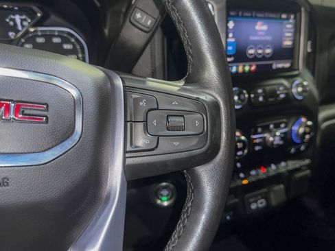 Used 2020 GMC Sierra 1500 SLE w/ SLE Value Package image 22