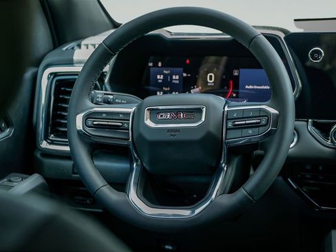 Used 2024 GMC Canyon Elevation w/ Convenience Package image 17