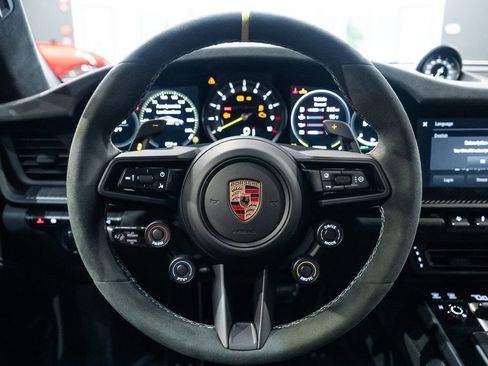 Used 2025 Porsche 911 GT3 RS RWD image 5