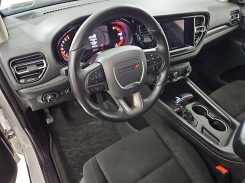 Used 2021 Dodge Durango SXT image 2