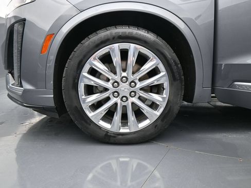 Used 2020 Cadillac XT6 Premium Luxury FWD image 28