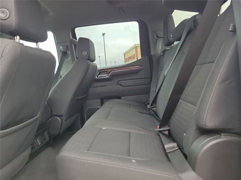 Used 2023 Chevrolet Silverado 1500 LT AWD/4WD image 13