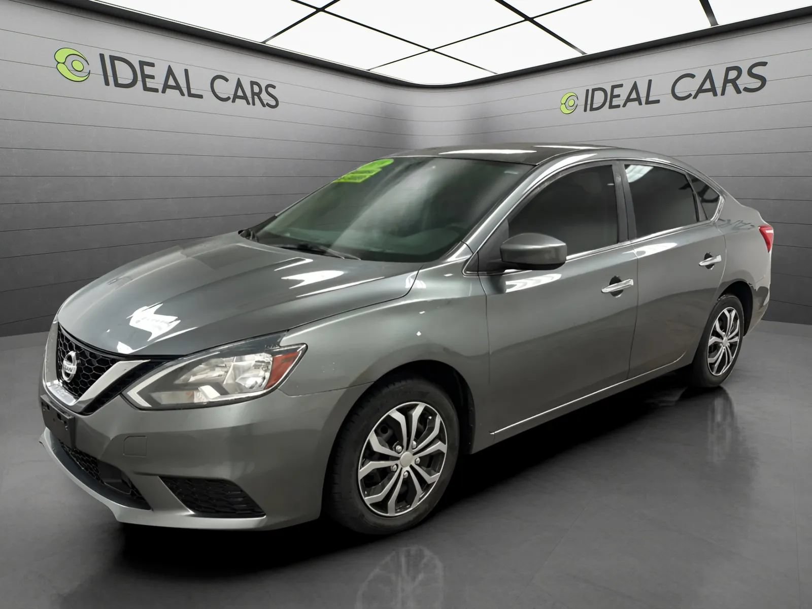 Used 2018 Nissan Sentra S FWD image 1