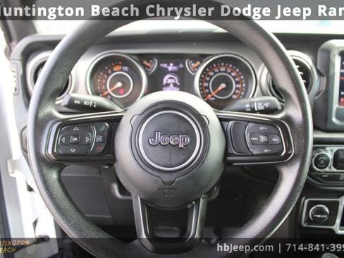 Used 2023 Jeep Wrangler Sport image 17
