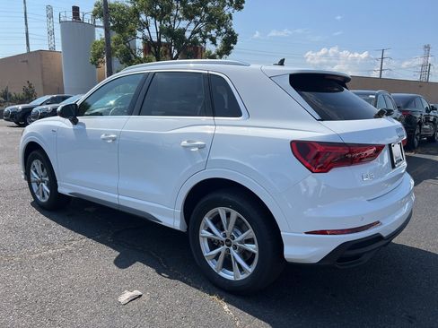 New 2025 Audi Q3 2.0T Premium image 3