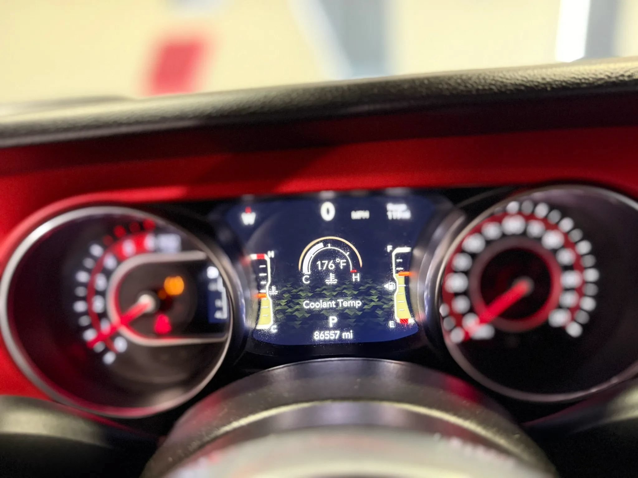 Used 2021 Jeep Gladiator Rubicon AWD/4WD image 25