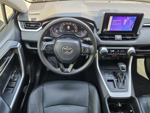 Used 2023 Toyota RAV4 LE FWD image 17