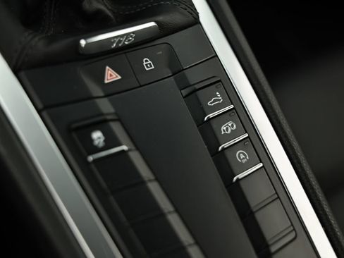 Certified 2024 Porsche 718 Cayman S RWD image 42
