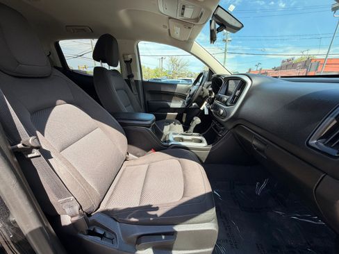 Used 2020 Chevrolet Colorado LT AWD/4WD image 29