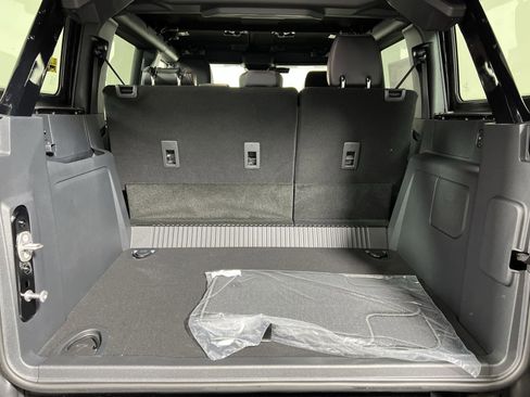 New 2026 Ford Bronco Outer Banks w/ Sasquatch Package AWD/4WD image 25