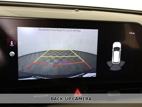 Used 2024 Kia Sportage EX FWD image 6