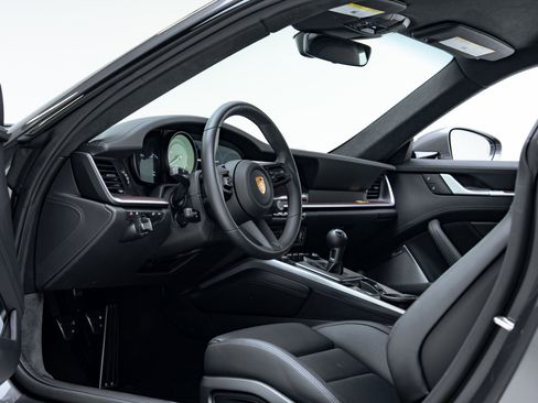 Used 2023 Porsche 911 Sport Classic image 42