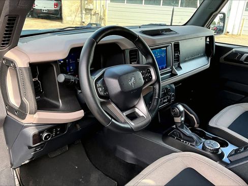 Used 2023 Ford Bronco Big Bend image 20