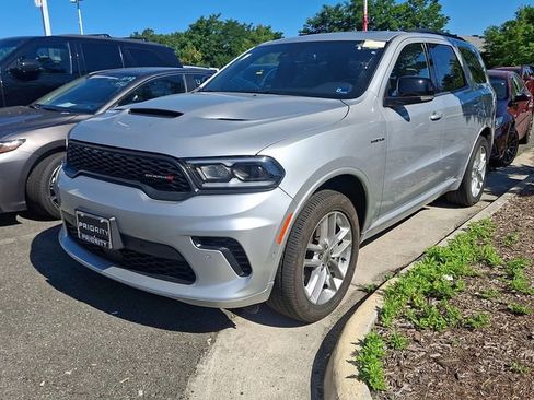 Used 2024 Dodge Durango R/T AWD/4WD image 2