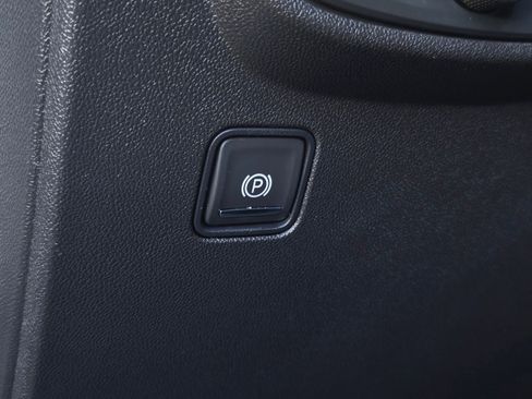 Used 2023 GMC Terrain AT4 image 24