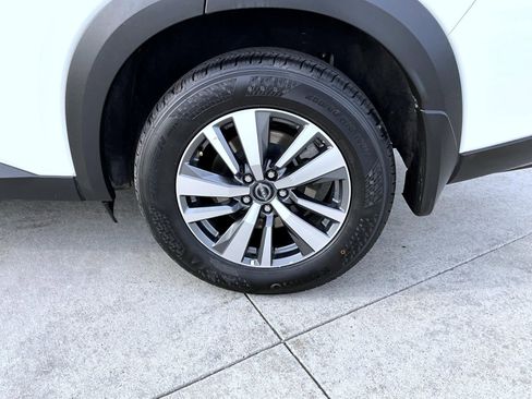 Used 2024 Nissan Pathfinder SL image 24