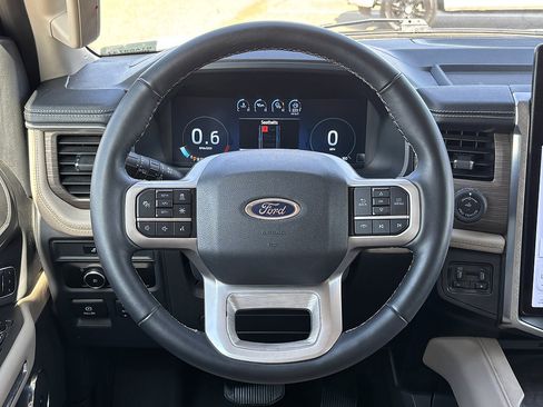 Used 2024 Ford Expedition Limited AWD/4WD image 37