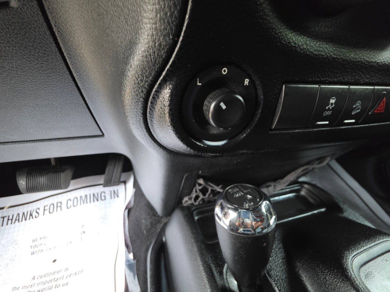 Used 2013 Jeep Wrangler Unlimited Sport AWD/4WD image 16